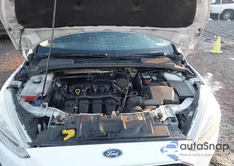 2016 Ford Focus S из США, поврежденный, VIN 1FADP3E22GL281032